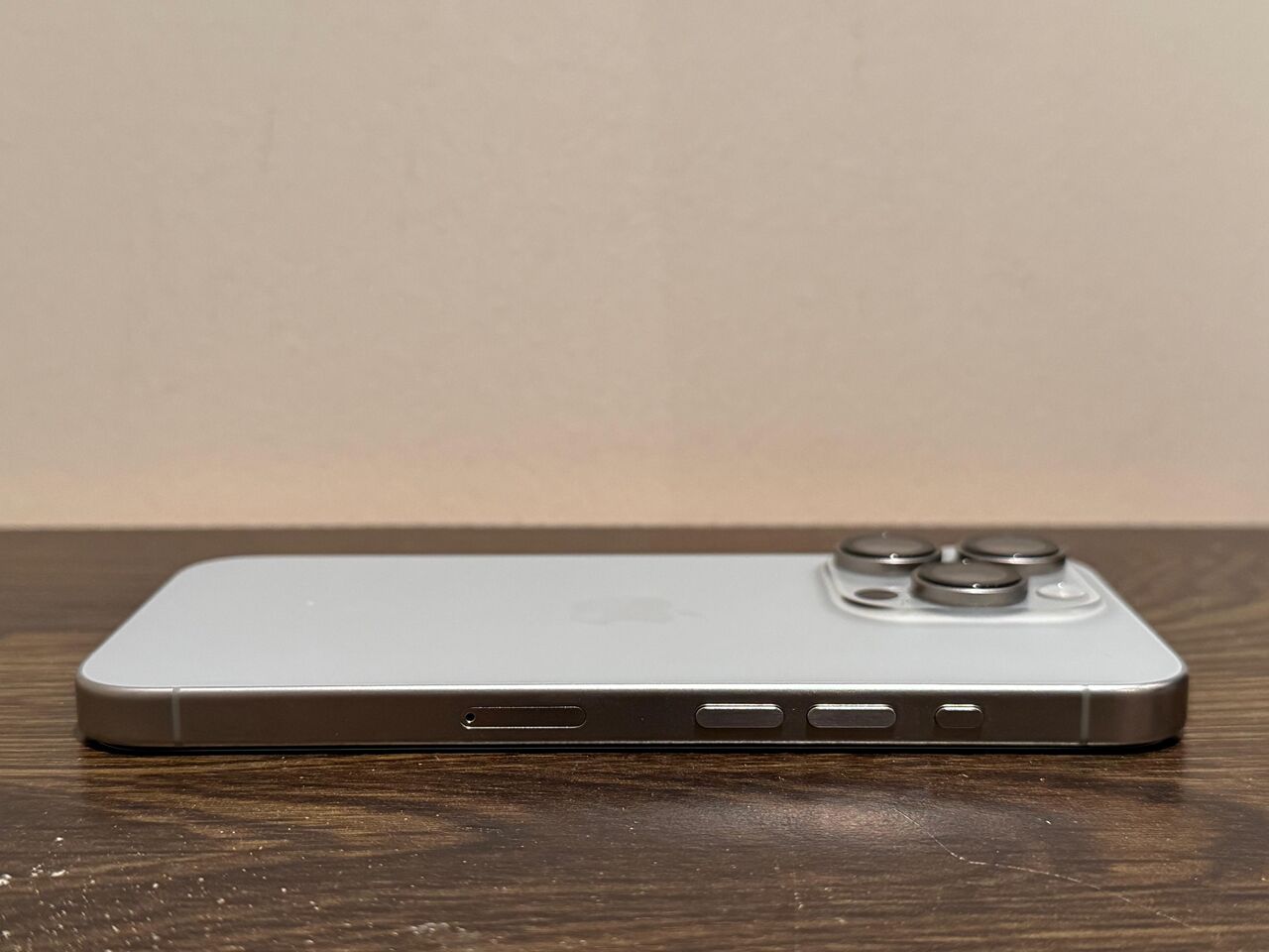 Olaya, Mobile Phones, SAR 2800,  Apple IPhone 15 Pro 128gb Natural Titanium In Mint Condition