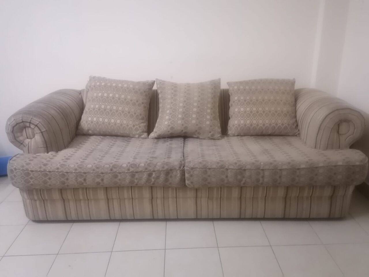 Gudaibiya, Furniture, BHD 15,  Sofa-3seater 2seater