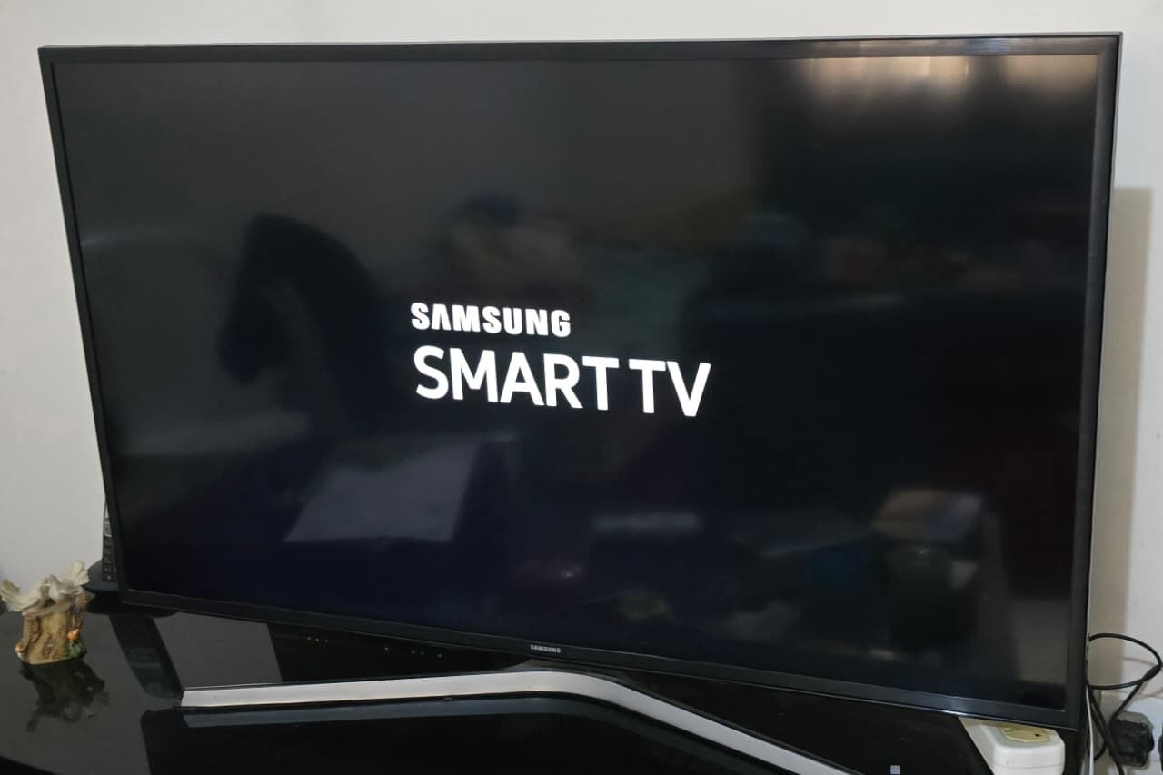 Al Sulaimaniah Al Sharqiyah, Electronics, SAR 500,  Smart TV 43