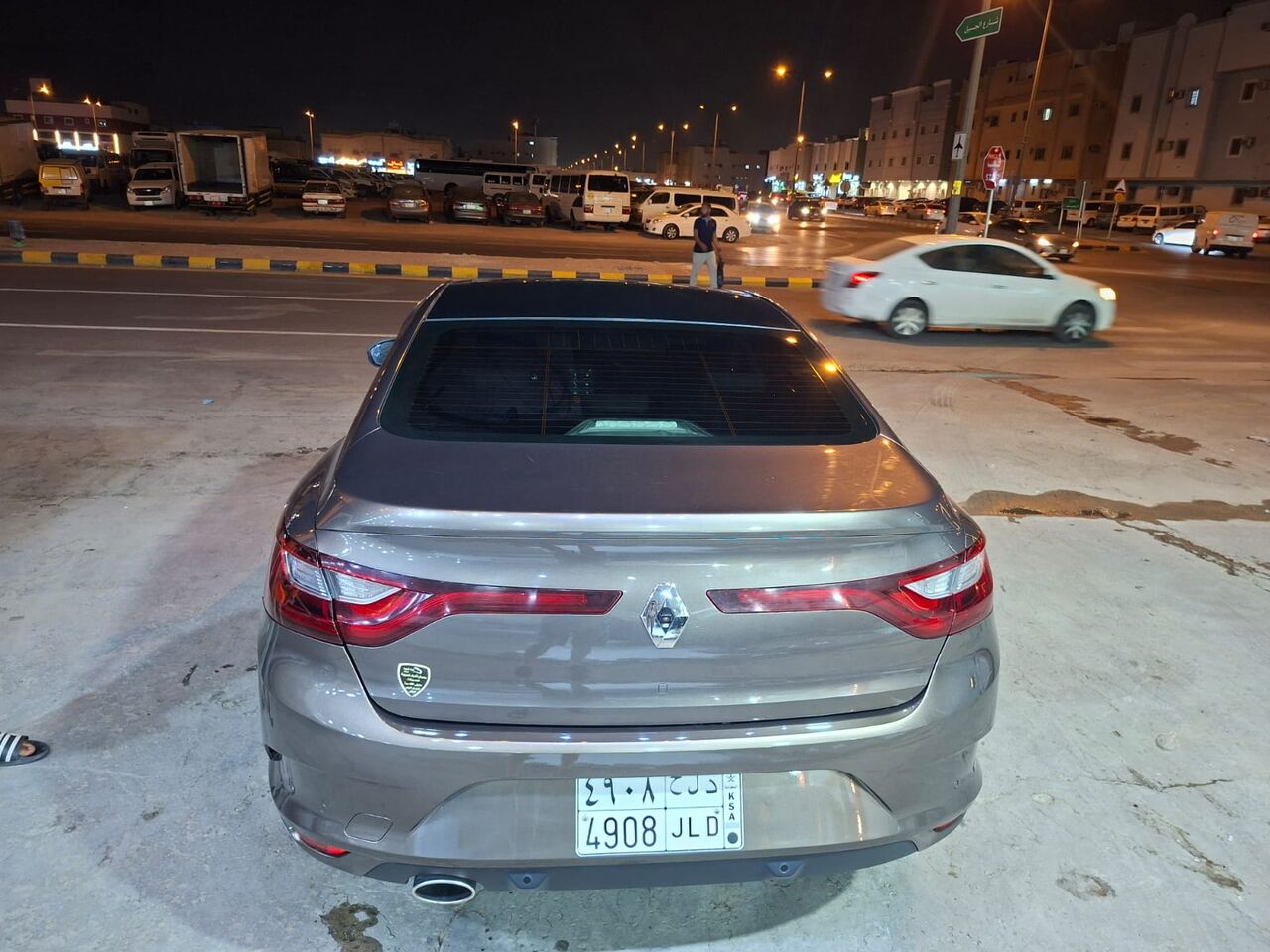 Riyadh, Vehicles, Cars & Trucks , SAR 26000,  Renault Megane,  2020,  Automatic,  120000 KM,  رينو ميجان  للبيع   For Sale