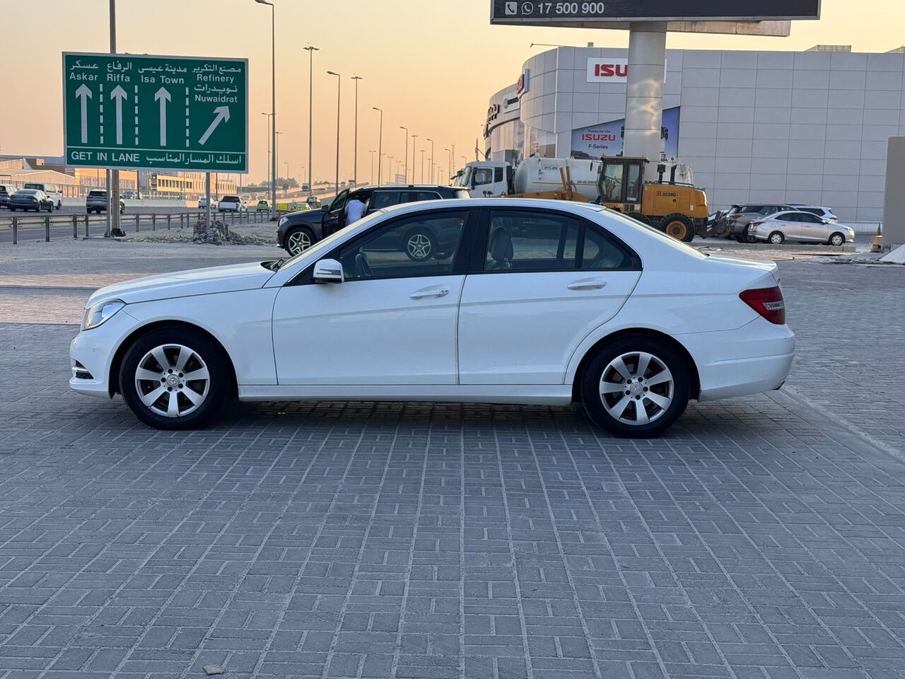 Manama, Vehicles, Cars & Trucks , BHD 2950,  Mercedes Benz C-180,  2014,  Automatic,  168850 KM,   /  (White)