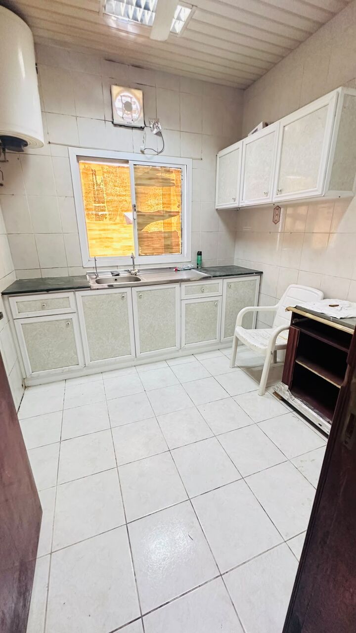Gudaibiya, Apartments, Flats, Houses & Villas, BHD 200/month,  2 BR,  Flat For Rent In Gudaibiya With EWA Nearby Bahrain Pride