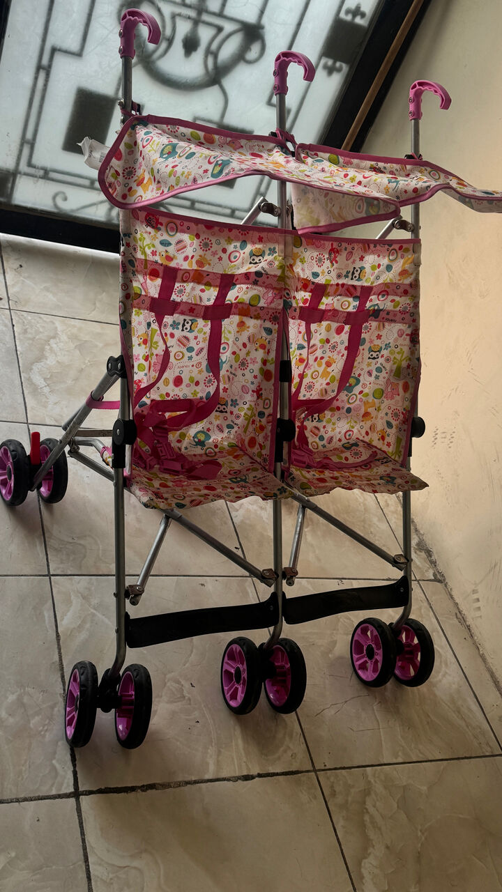 Khobar, Baby & Kid Stuff, SAR 40,  Twins Baby Stroller