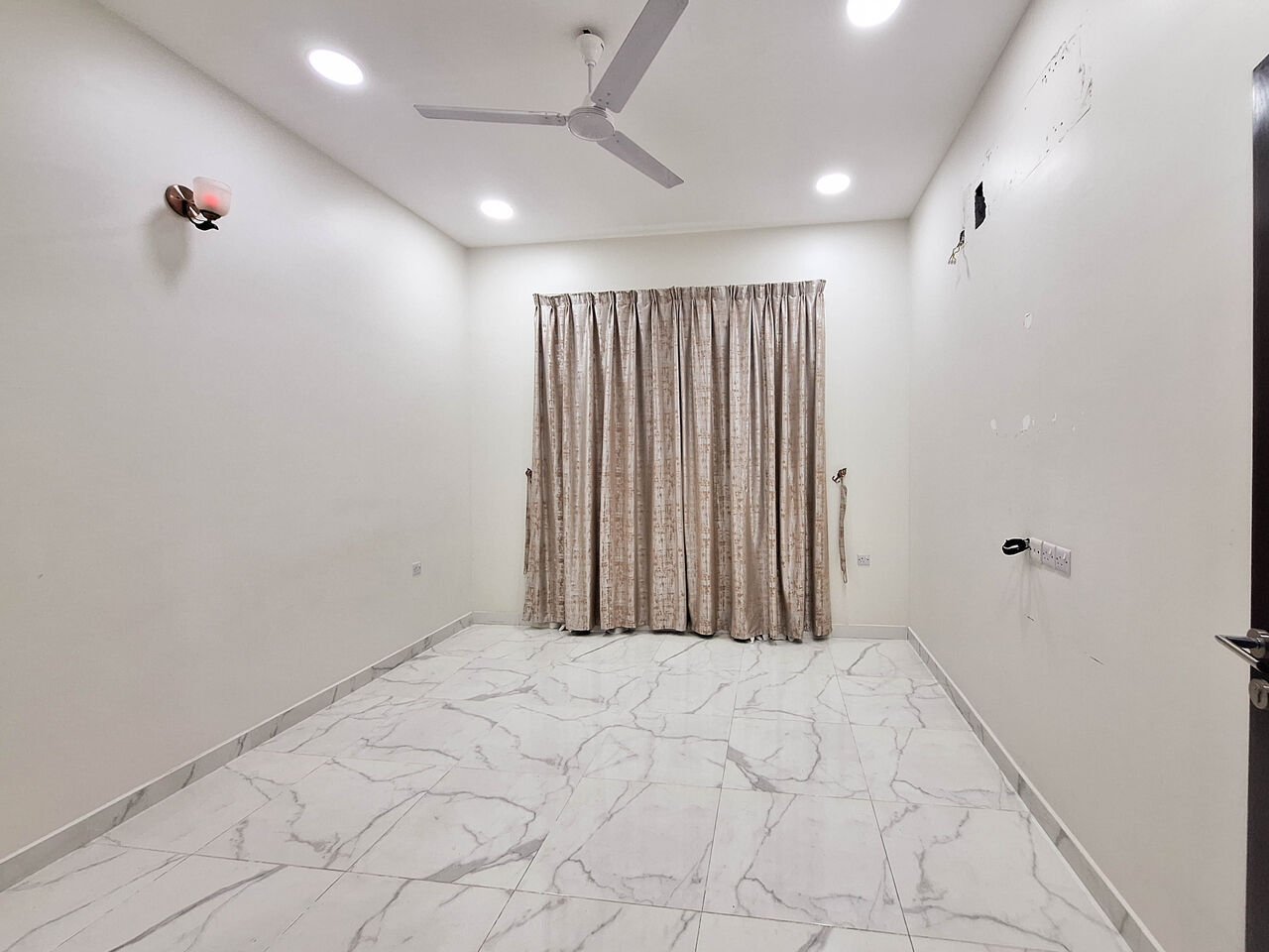 Sanabis, Apartments, Flats, Houses & Villas, BHD 160/month,  Studio,  For Rent A Studio In Sanabis Area Including EWA