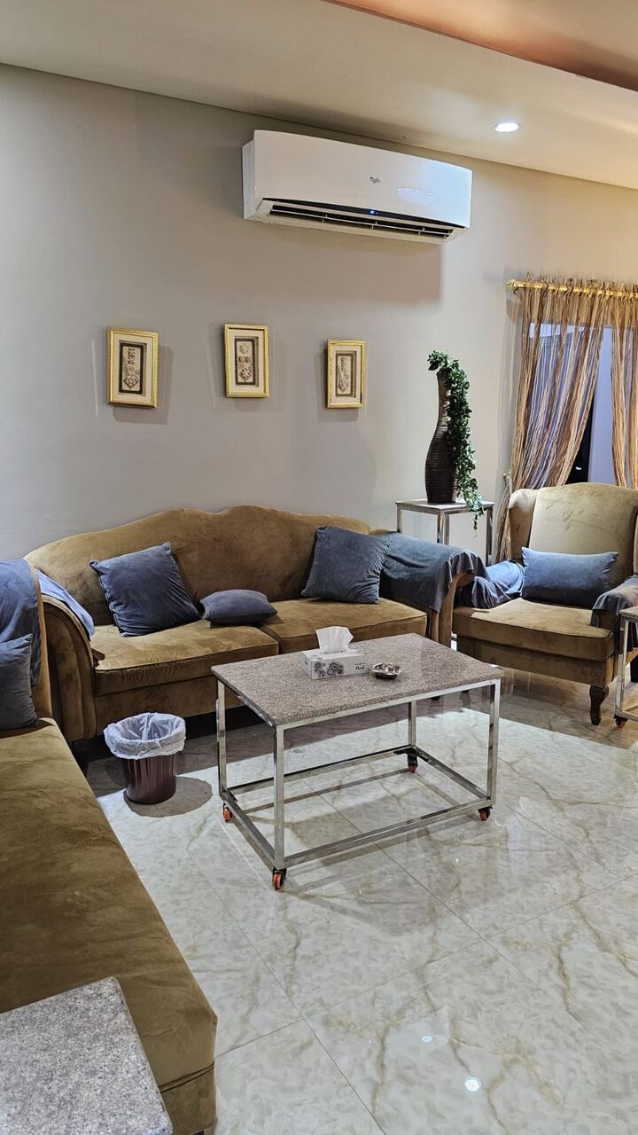 Riffa, Apartments, Flats, Houses & Villas, BHD 400/year,  3 BR,  Furnished Apartment For Rent In Riffa Al Buhair, Including Electricity