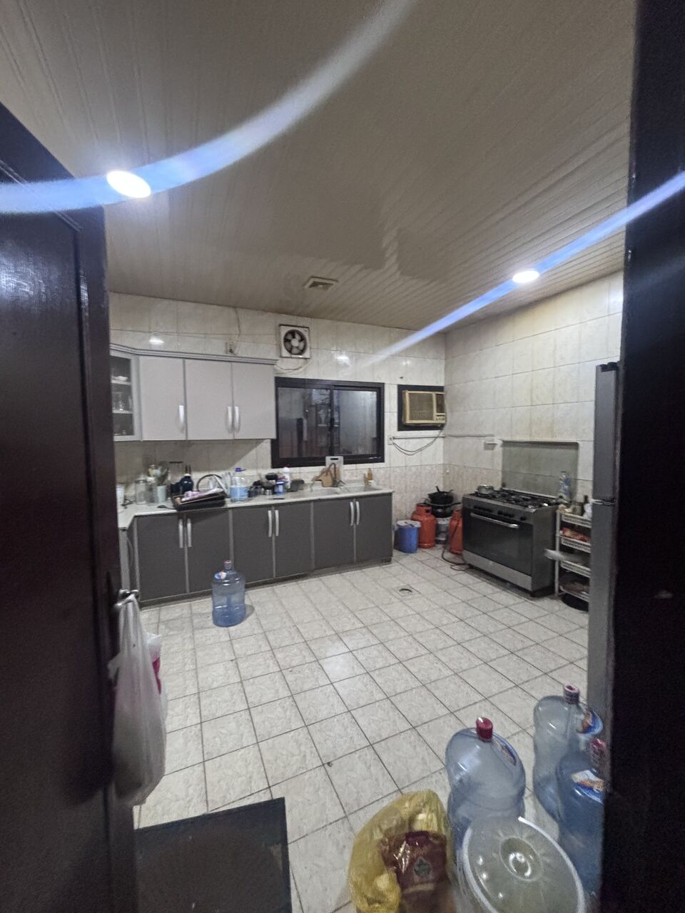 Jubail, Household Items, SAR 30000,  Beautiful Ventilated 3bhk Flat For Sale