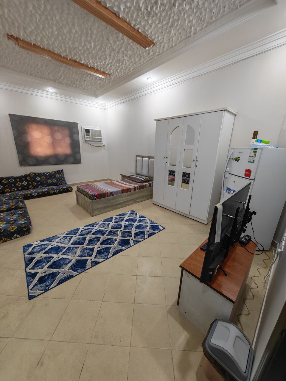 Riyadh, Apartments, Flats, Houses & Villas, SAR 2000/month,  1 BR,  Room With Seperate Kitchen In Family Apartment
