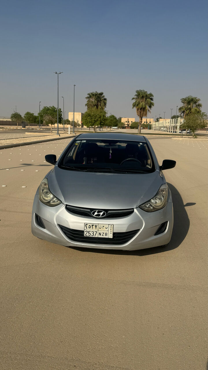 Riyadh, Vehicles, Cars & Trucks , SAR 23500,  Hyundai Elantra,  2013,  Automatic,  175000 KM,  Car For Sale,   &ndash; 23,500/- SAR,  GEAR (BASIC)|
