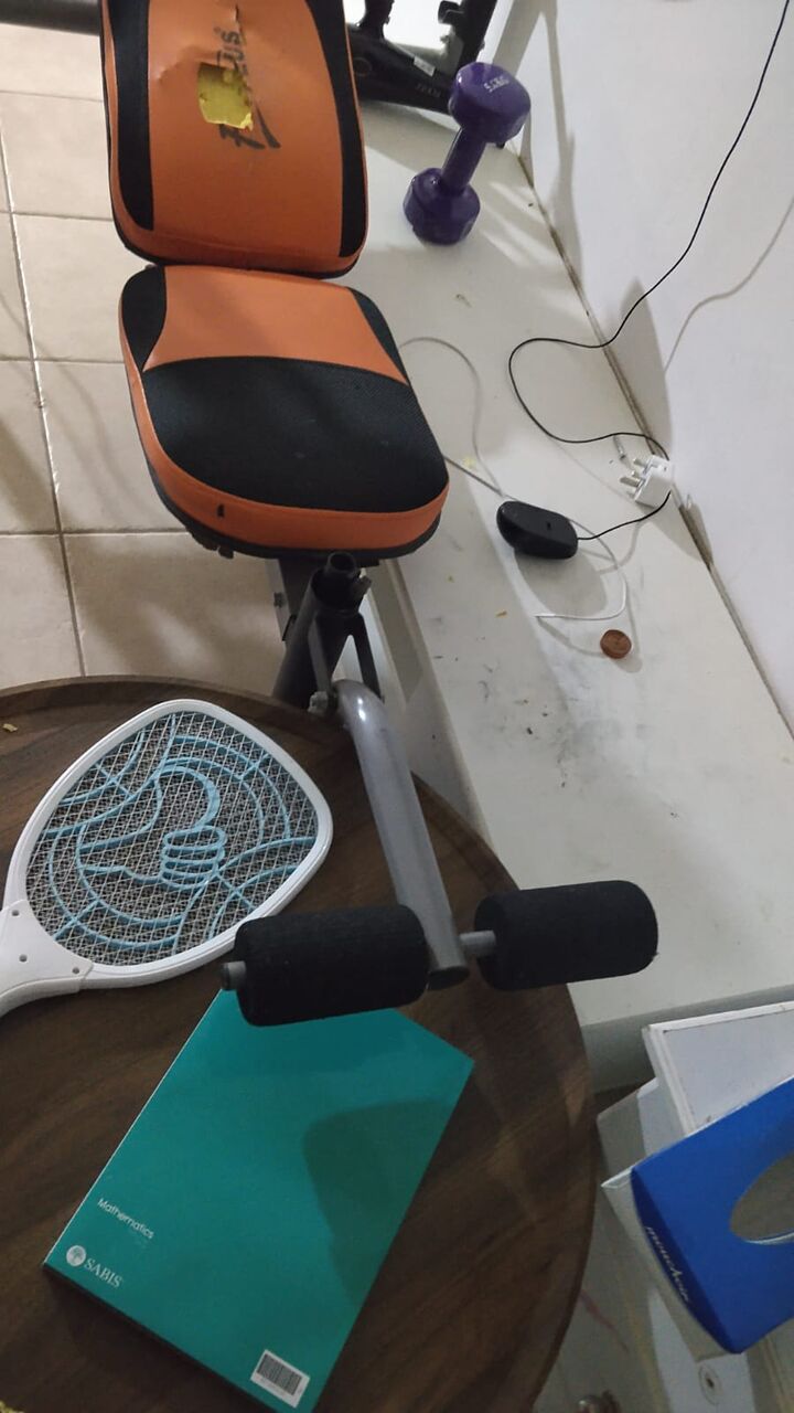 Riyadh, Health & Beauty Items, SAR 150150,  Exercise Bench Along With Two 5kg Dumbles