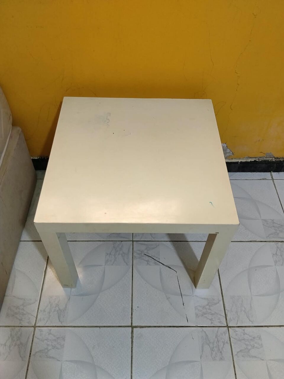 Jeddah, Household Items, SAR 100,  Tables And Mirror For Sale Bed
