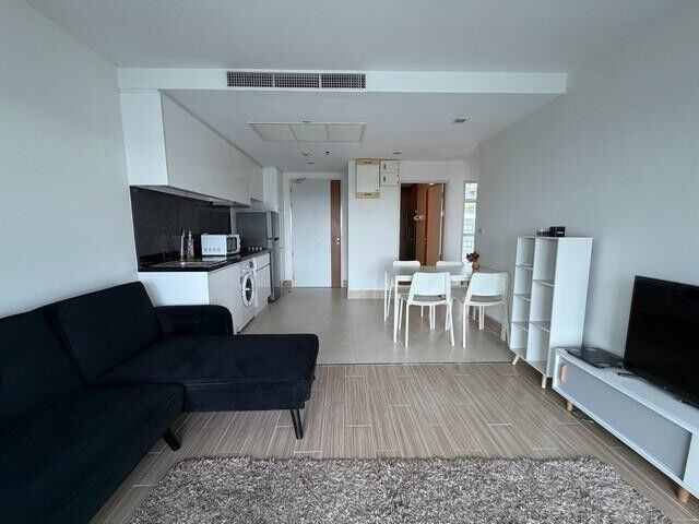 Bangkok, Villas, THB 32000,  66 Sq. Meter,  MMR5 เช่า คอนโด ตกแต่พร้อมอยู่ VERTIQ CONDO SRIPRAYA วิวเม