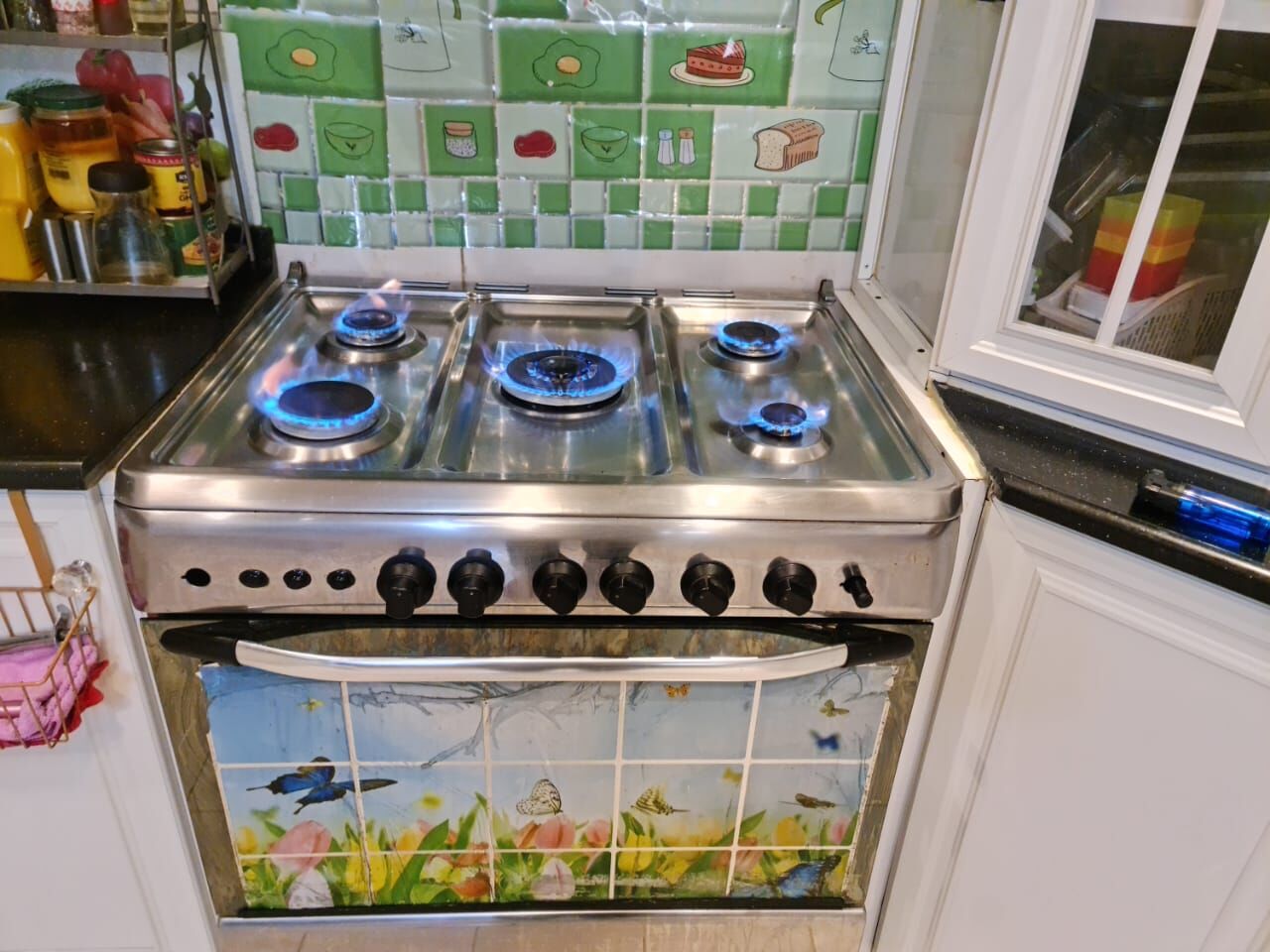Jeddah, Household Items, SAR 150,  Well-Maintained 5-Burner Gas Cooker With Oven For Sale
