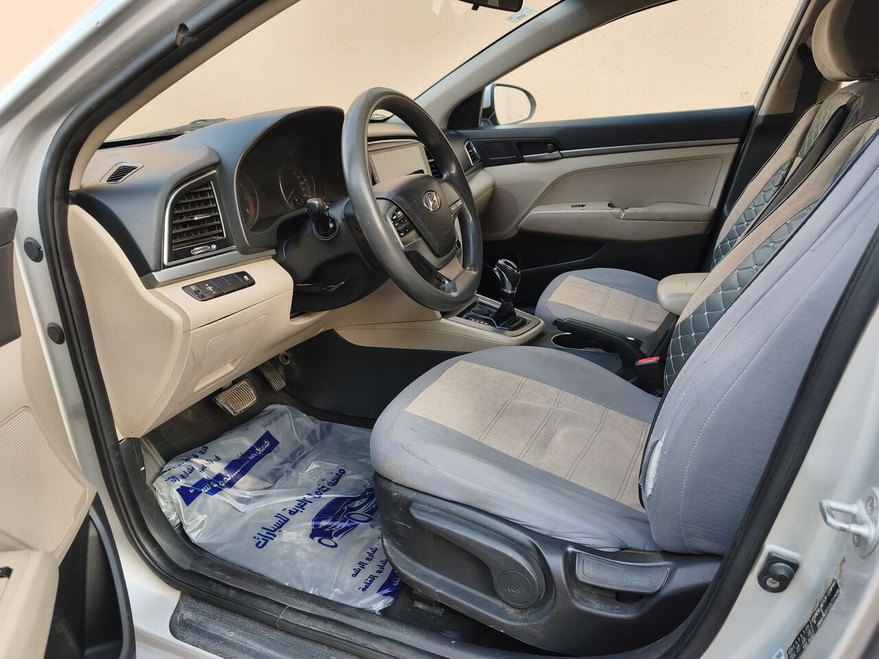 Ghirnatah, Vehicles, Cars & Trucks , SAR 28000,  Hyundai Elantra,  2018,  Automatic,  362000 KM,    2.0L, 362,000 Km.