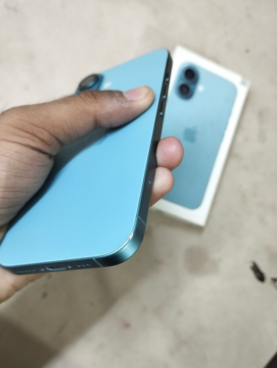 New Delhi, Mobile Phones, INR 69999,  IPhone 16 | 256GB