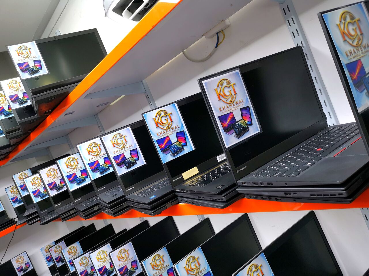 Manama, Computers, BHD 60,  Lenovo ThinkPad X1 Carbon Ultra Slim Laptop