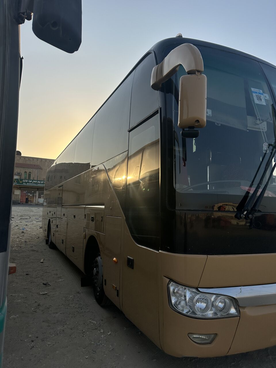 Jubail, Vehicles, Cars & Trucks , SAR 85,  Yutong,  2016,  Manual,  500 KM,  Luxury Bus  Model () 51 Seater