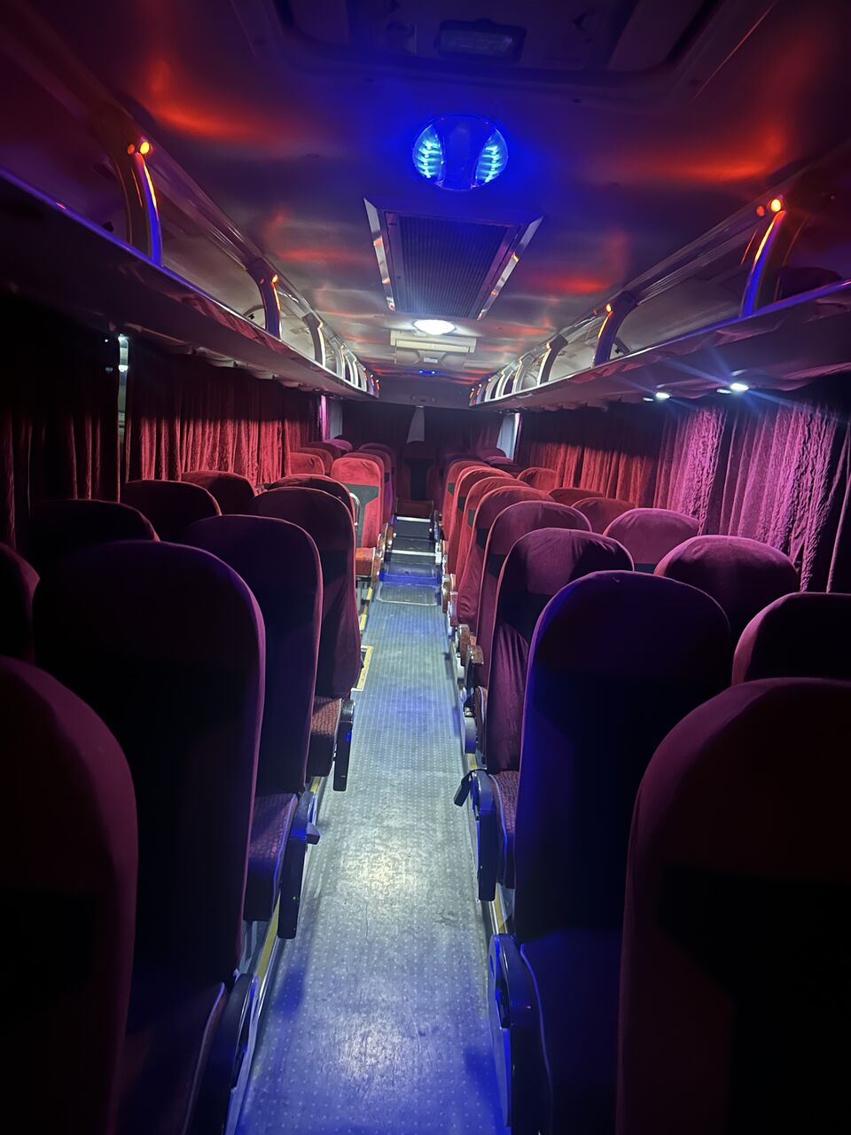 Jubail, Vehicles, Cars & Trucks , SAR 85,  Yutong,  2016,  Manual,  500 KM,  Luxury Bus  Model () 51 Seater