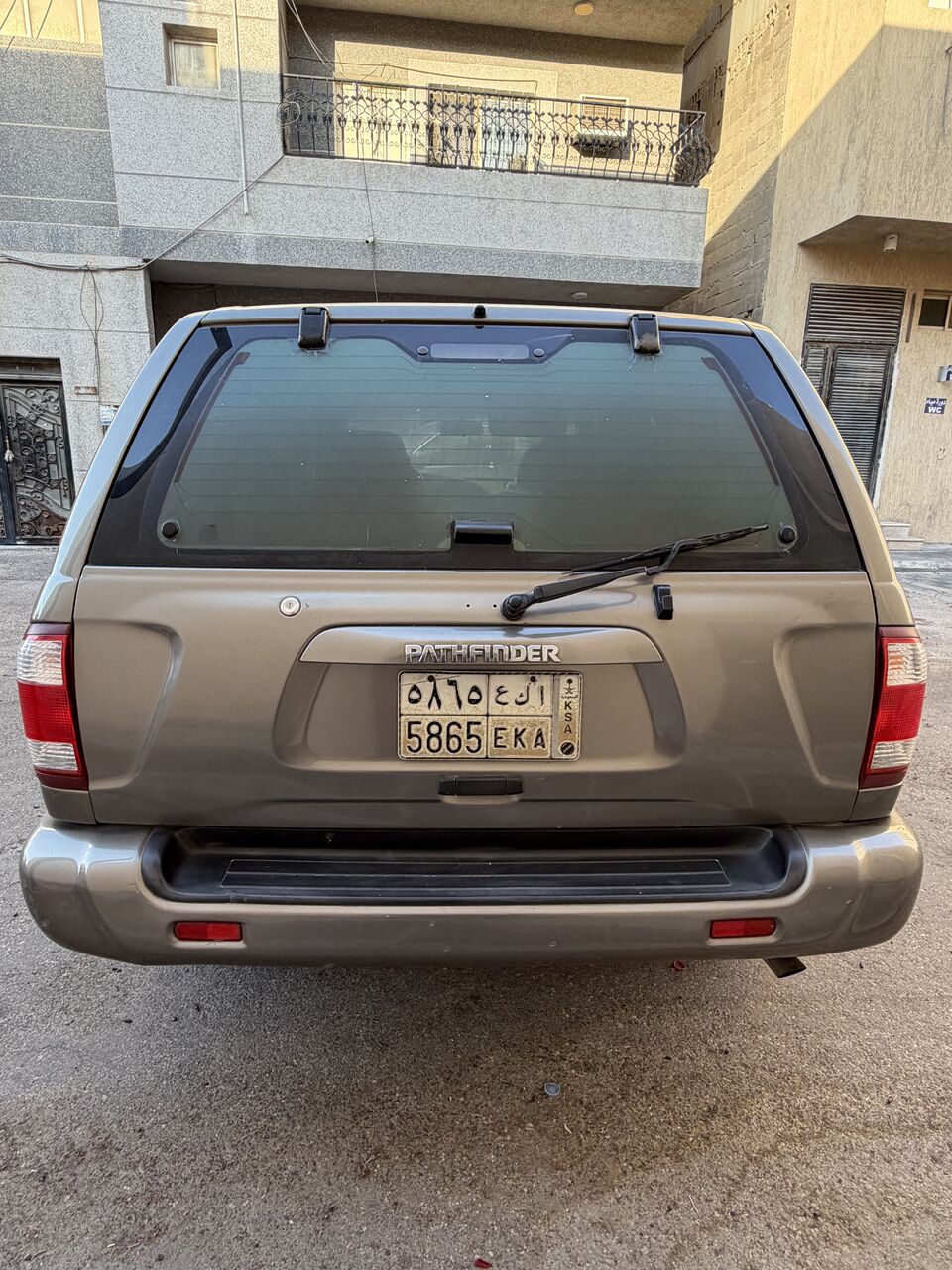 Khobar, Vehicles, Cars & Trucks , SAR 17000,  Nissan Pathfinder,  2001,  Manual,  250000 KM,    For Sale. Perfect Condition