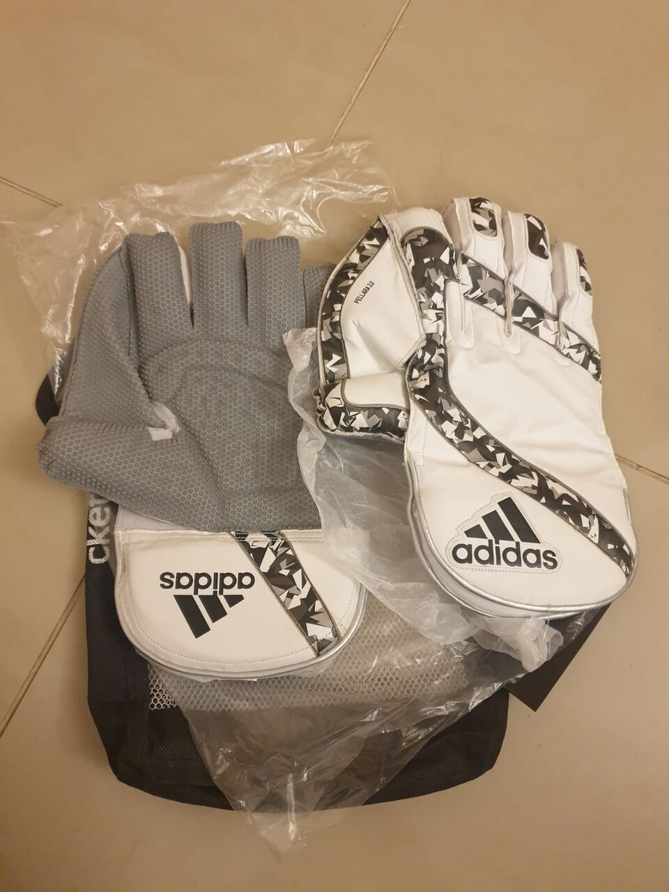 Manama, Sporting Goods, Cricket 🏏 Gears