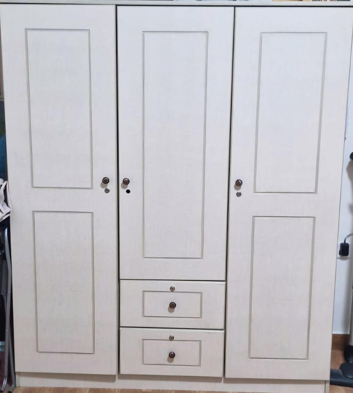 Riyadh, Furniture, SAR 250,  ###Bedroom Closet# Urgent Sale