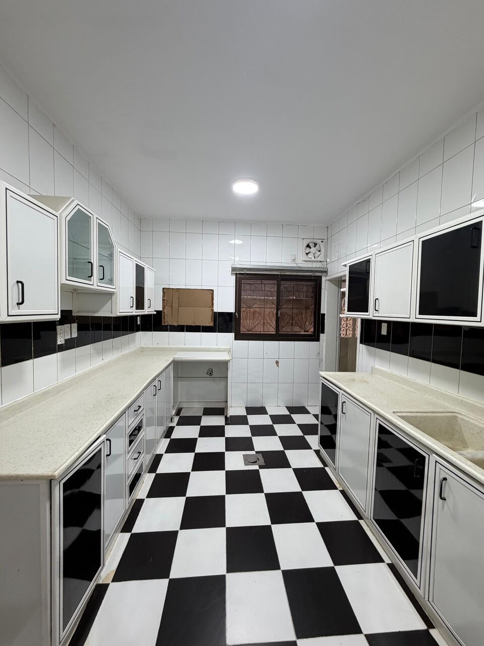 Khobar, Apartments, Flats, Houses & Villas, SAR 42500/year,  4 BR,  Family Apartment For Rent 999/01