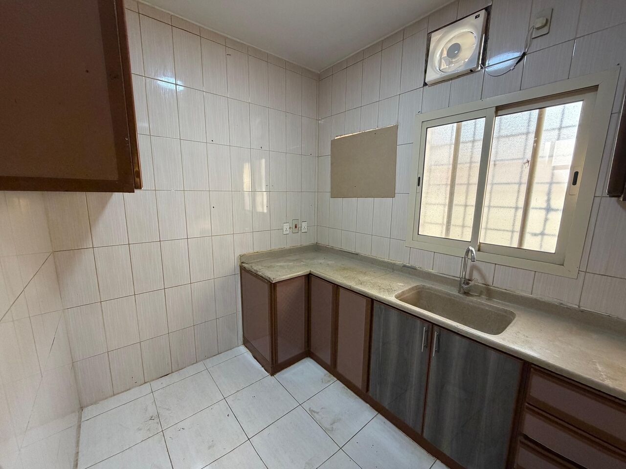 Khobar, Apartments, Flats, Houses & Villas, SAR 18500/year,  2 BR,  Family Apartment For Rent 211/11