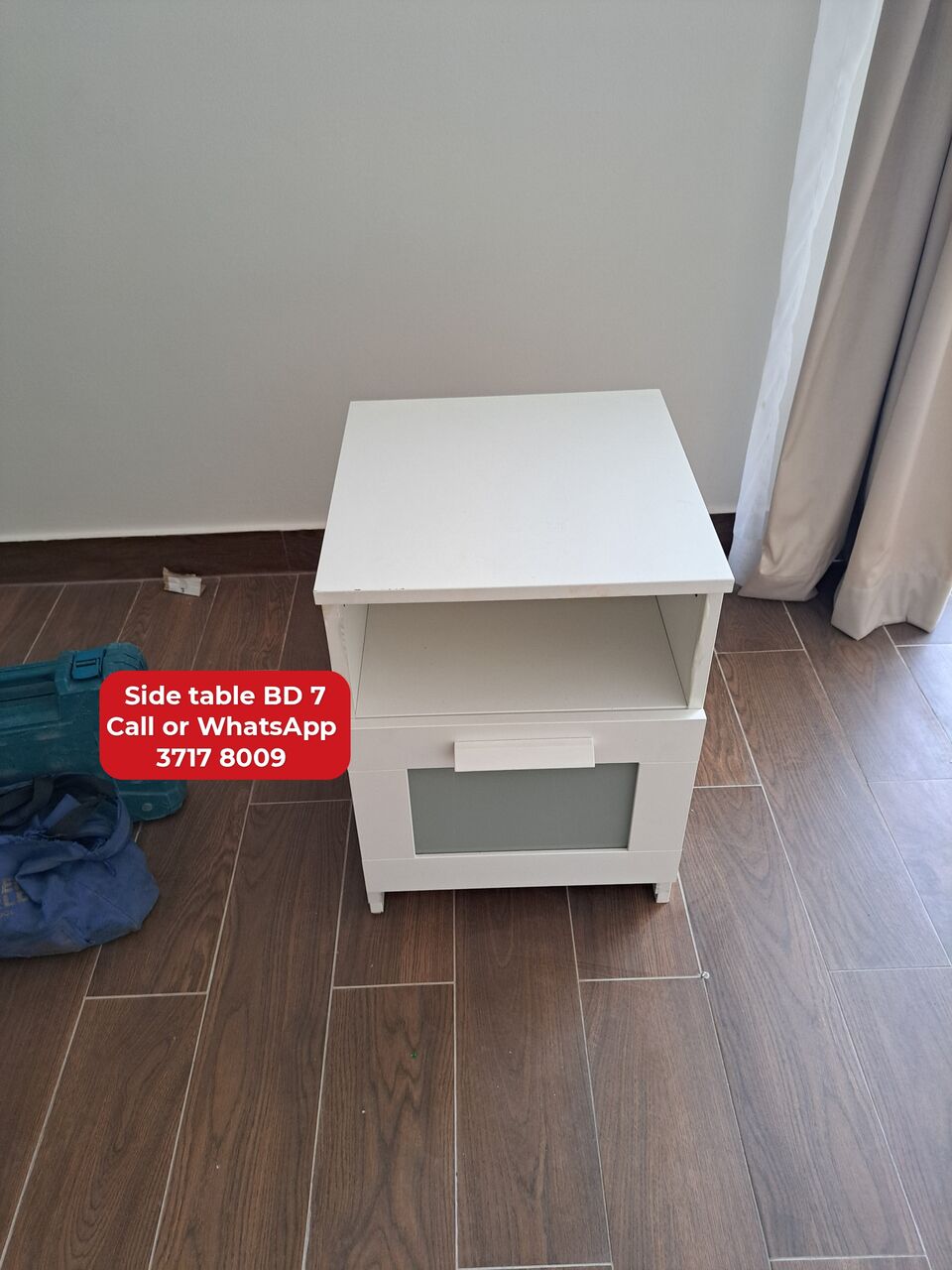Manama, Furniture, BHD 7,  @@Side Table In Good Condition For Sale With Delivery