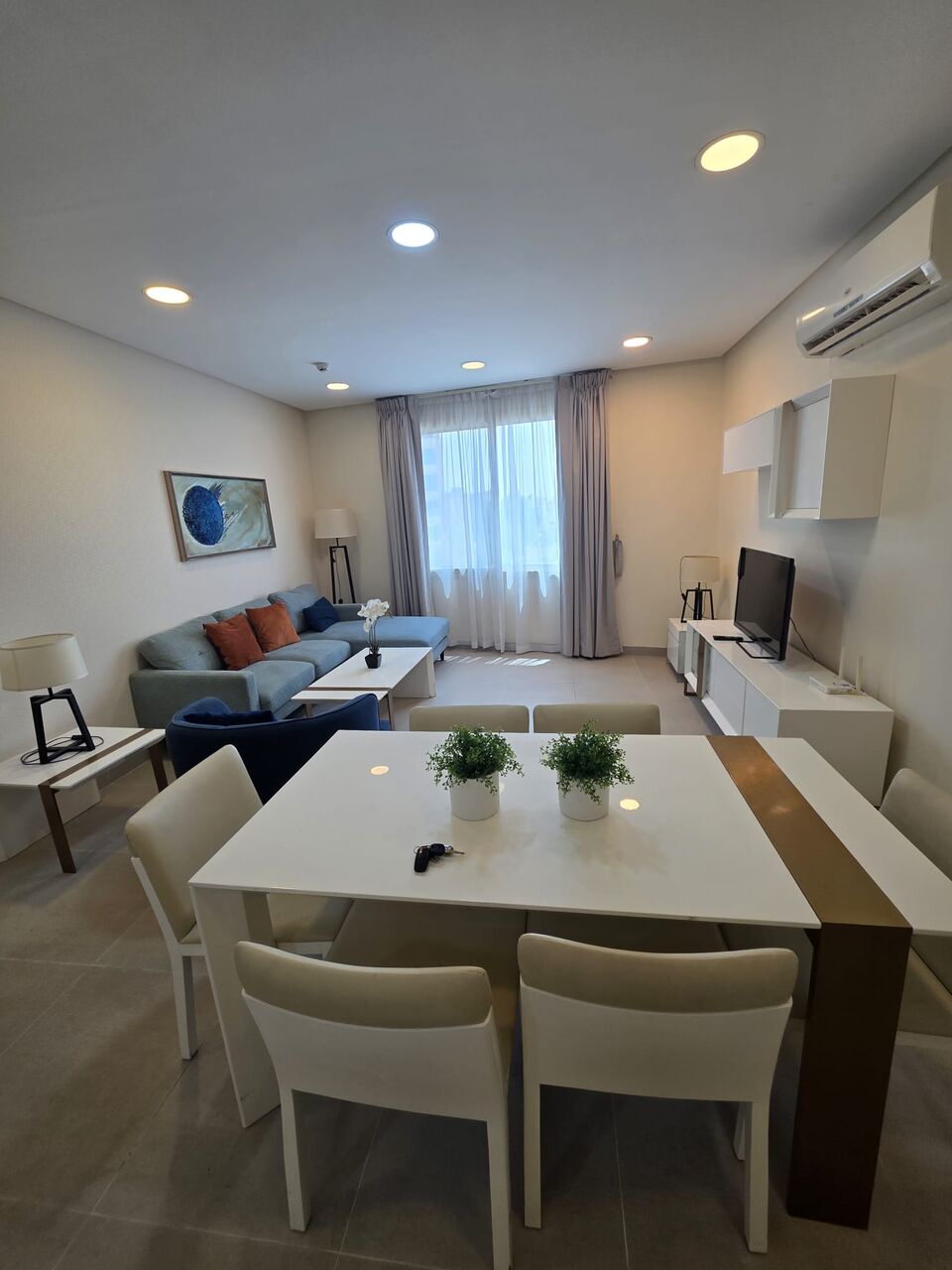Juffair, Apartments, Flats, Houses & Villas, BHD 330/month,  2 BR,  Flat For Rent In Juffair With EWA