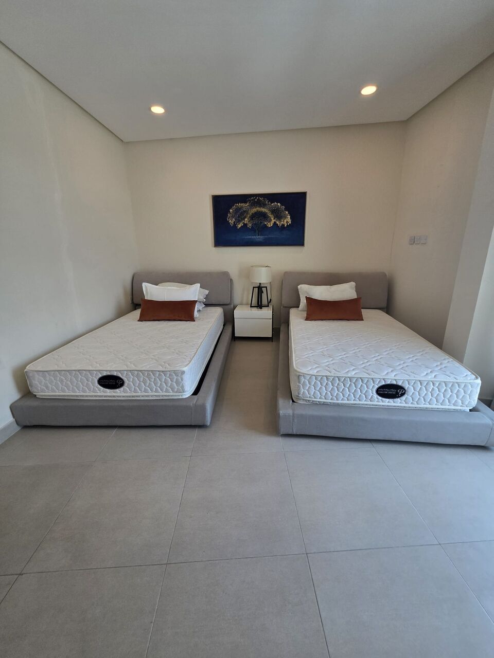 Juffair, Apartments, Flats, Houses & Villas, BHD 330/month,  2 BR,  Flat For Rent In Juffair With EWA