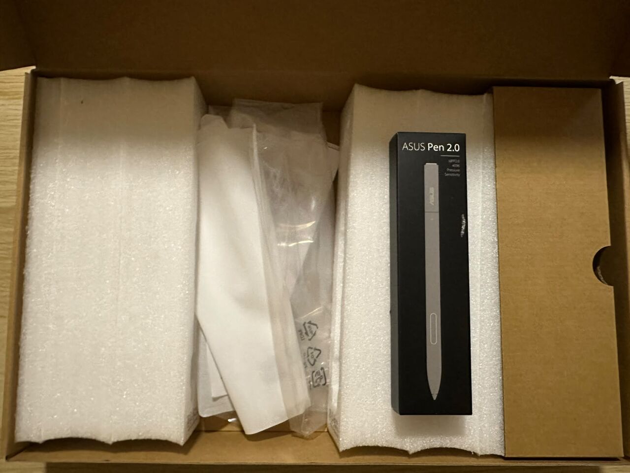 Al Faisaliyah, Tablet Computers, SAR 3199,  (Like NEW) Asus Vivobook 14 Flip 2-in-1 Laptop - Convertible (under 11 Warranty)