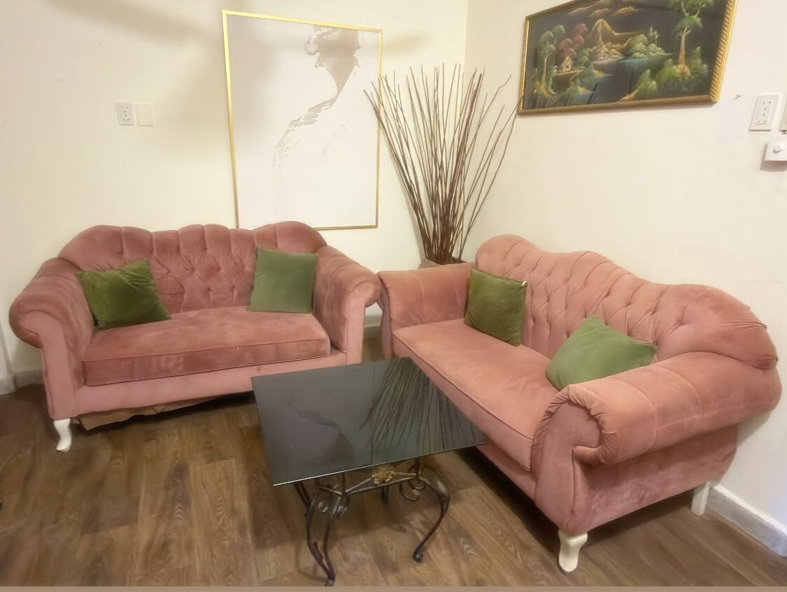 Khobar, Furniture, SAR 350,  6-Seater Sofa Set With Tea Table &ndash; Excellent Condition &ndash; Urgent Sale