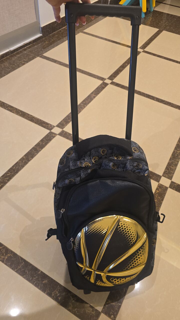Al Mounsiyah, Free Items, School Bags For Free