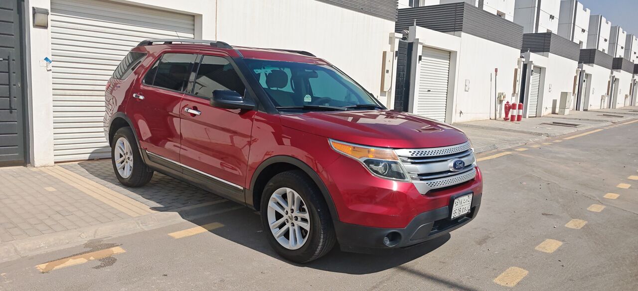 Riyadh, Vehicles, Cars & Trucks , SAR 33000,  Ford Explorer,  2014,  Automatic,  215 KM,
