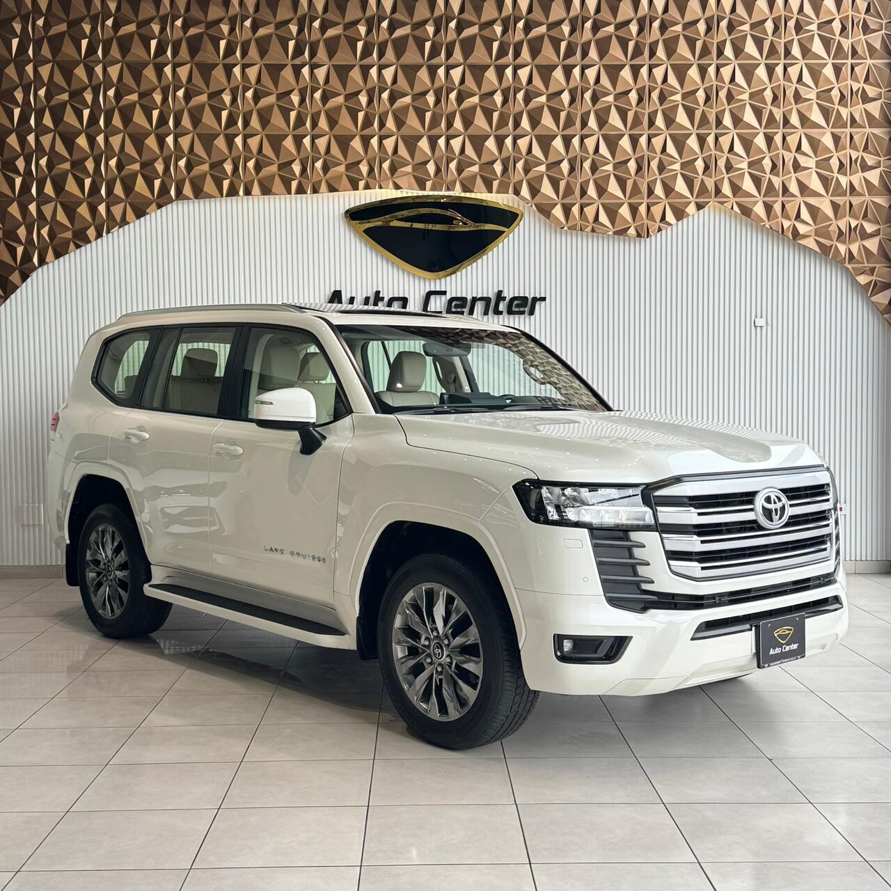 Riffa, Vehicles, Cars & Trucks , BHD 25900,  TOYOTA LAND CRUISER GXR V6 4.0 2025 WHITE,  2025,  Automatic,  18000 KM,