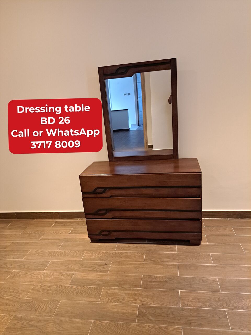 Manama, Furniture, BHD 26,  @@Dressing Table In Good Condition For Sale With Delivery