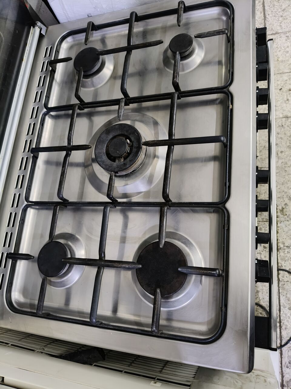 Khobar, Household Items, SAR 1000,  Gas Stove GLEM Gas 5 Burner Italy