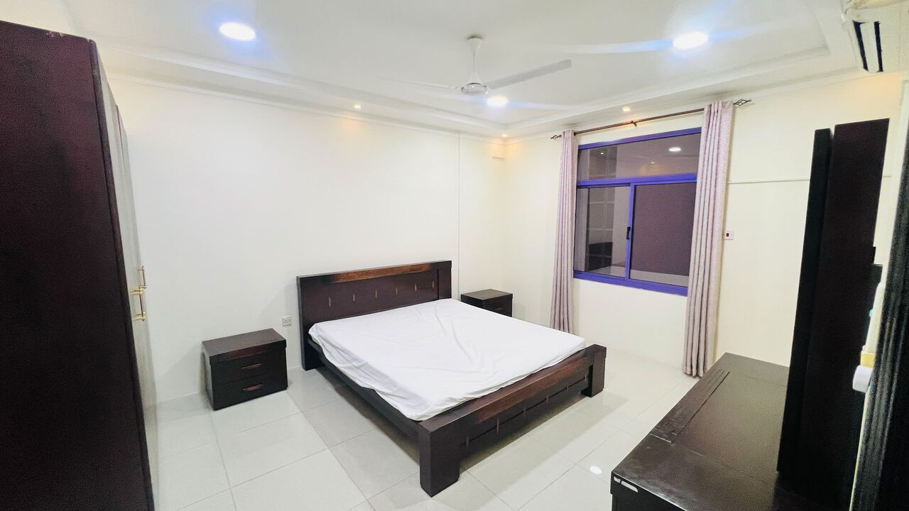 Juffair, Apartments, Flats, Houses & Villas, BHD 300/month,  Furnished,  2 BR,  Apartment For Rent In Juffair