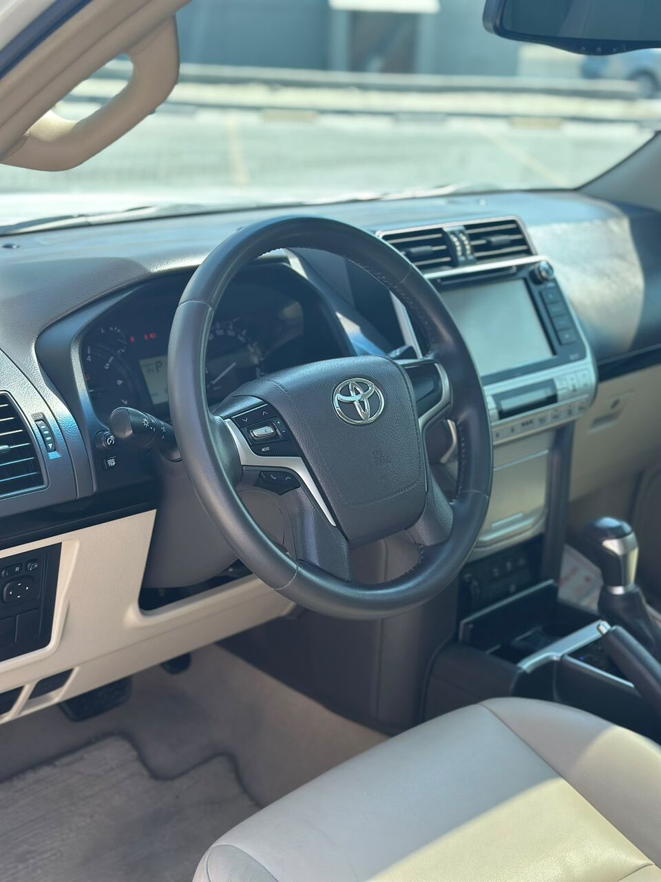 Riffa, Vehicles, Cars & Trucks , BHD 10800,  TOYOTA PRADO TX.L V6 2018 WHITE,  2018,  Automatic,  188000 KM,