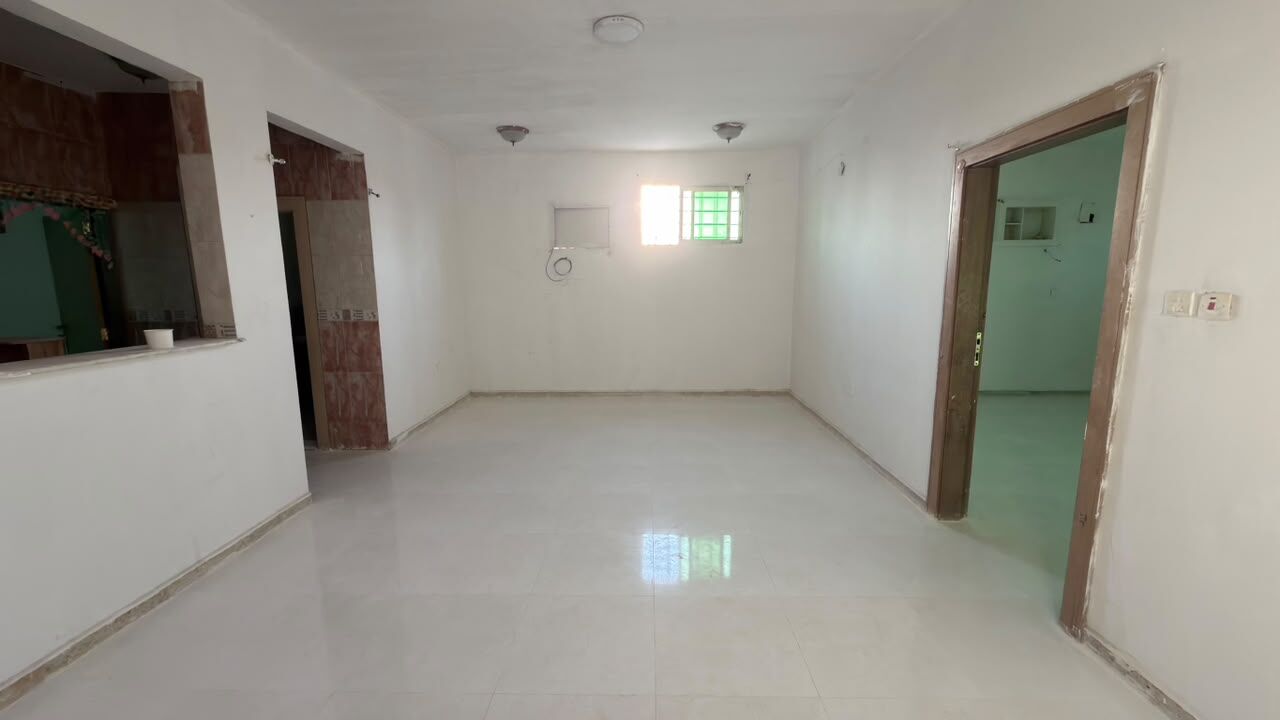 Al Iskan, Apartments, Flats, Houses & Villas, SAR 22/year,  2 BR,  22,000 SAR/ Year 2BHK 2toilet For Family