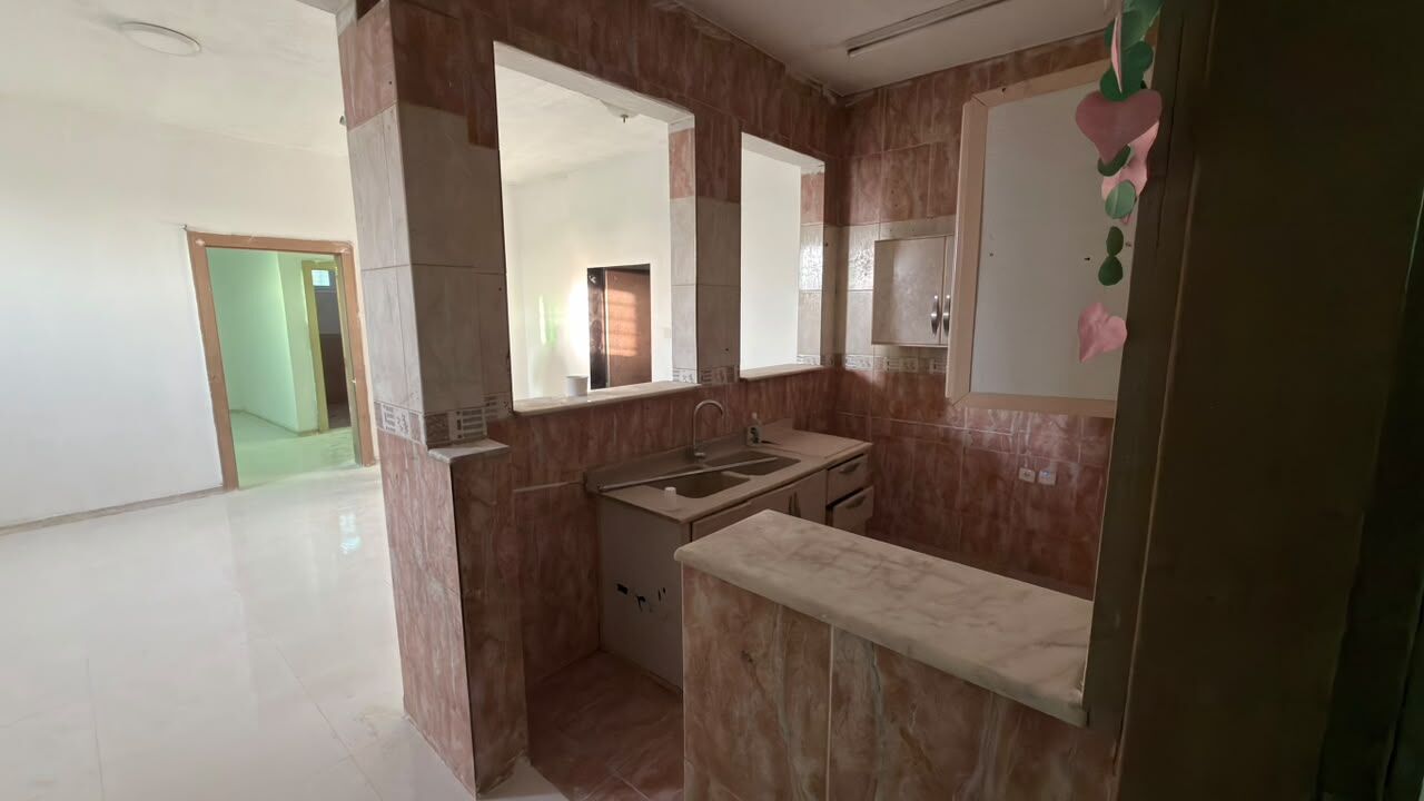 Al Iskan, Apartments, Flats, Houses & Villas, SAR 22/year,  2 BR,  22,000 SAR/ Year 2BHK 2toilet For Family