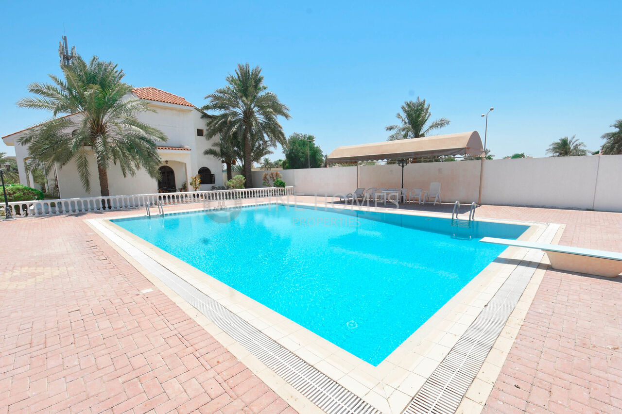 Saar, Villas, BHD 700,  Well Maintained Comp Villa! Garden Included !