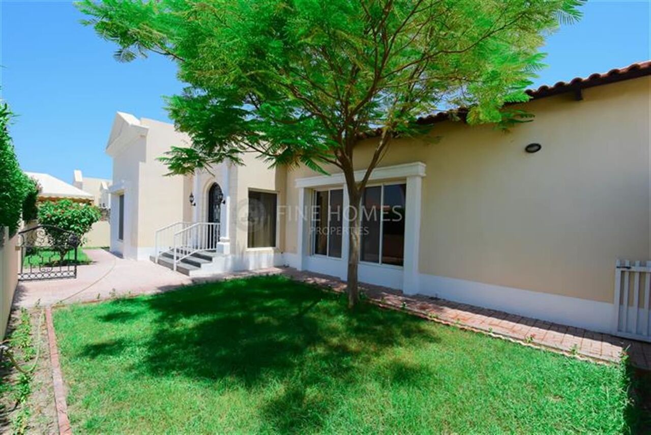 Saar, Villas, BHD 525,  Charming Compound Villa With Garden & Pool