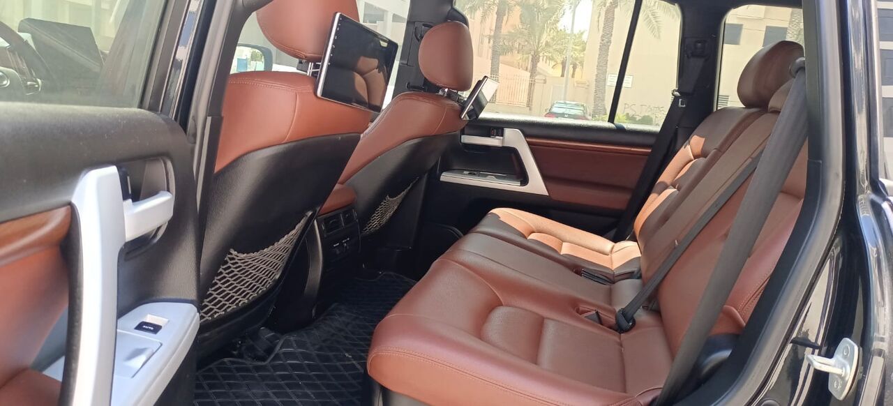 Umm Al Hassam, Vehicles, Cars & Trucks , BHD 8900,  Toyota Landcruiser GXR V8,  2012,  Automatic,  303500 KM,  Excellent Condition - No Work Requied, Expat User, Urgent Sale !