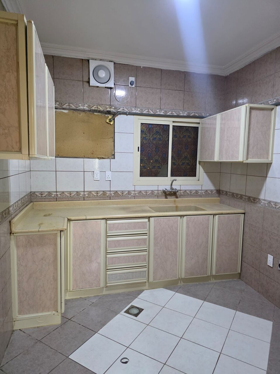 Khobar, Apartments, Flats, Houses & Villas, SAR 19600/year,  2 BR,  &bull; 2 Bedrooms | 1 Bathroom 1 Kitchen | 1 Living Room