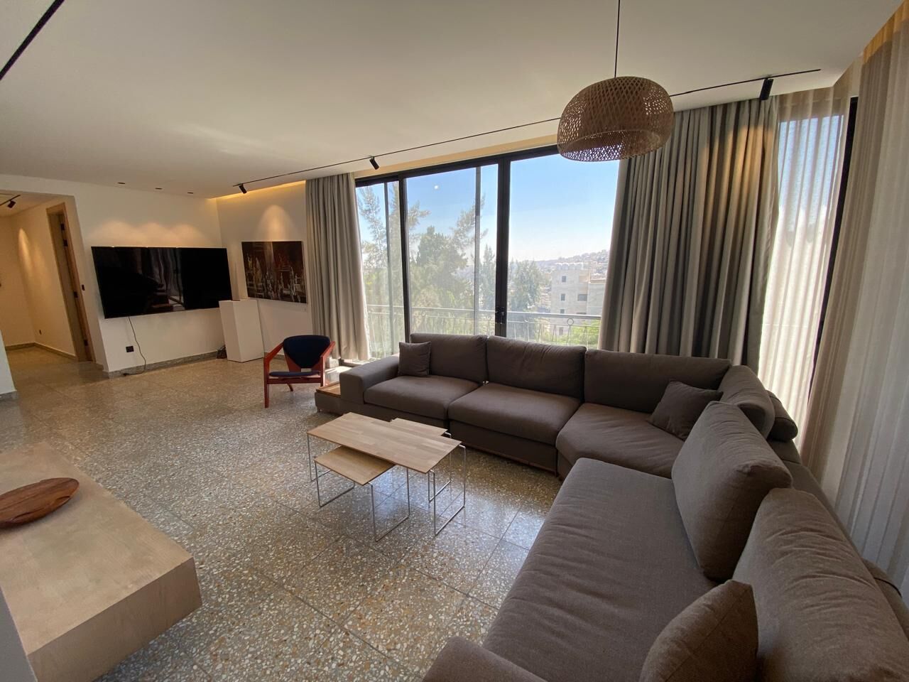 Amman, Apartments, Flats, Houses & Villas, JOD 16500/year,  Furnished,  3 BR,  200 Sq. Meter,  Furnished Apartment For Rent