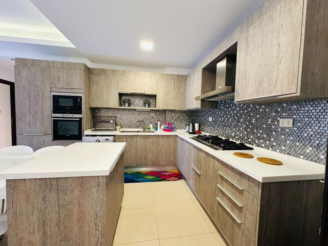 Abdoun, Apartments, Flats, Houses & Villas, JOD 13000/year,  Furnished,  2 BR,  100 Sq. Meter,  Apartments For Rent