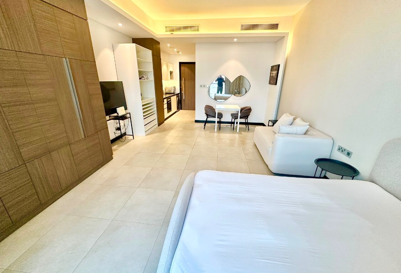 Juffair, Apartments, Flats, Houses & Villas, BHD 300/month,  Studio,  STUDIO FLAT | FULLY FURNISHED | 5-STAR FACILITY |