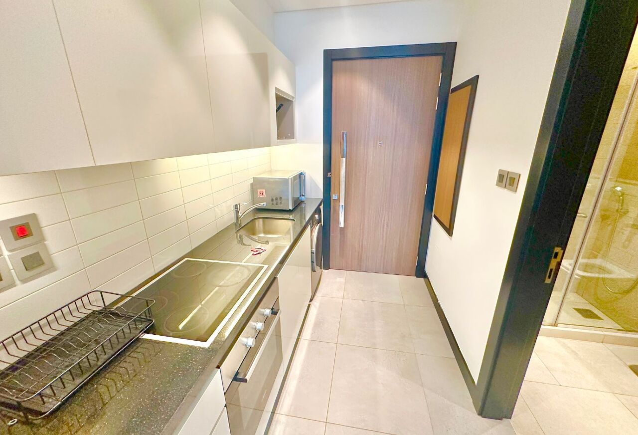 Juffair, Apartments, Flats, Houses & Villas, BHD 300/month,  Studio,  STUDIO FLAT | FULLY FURNISHED | 5-STAR FACILITY |