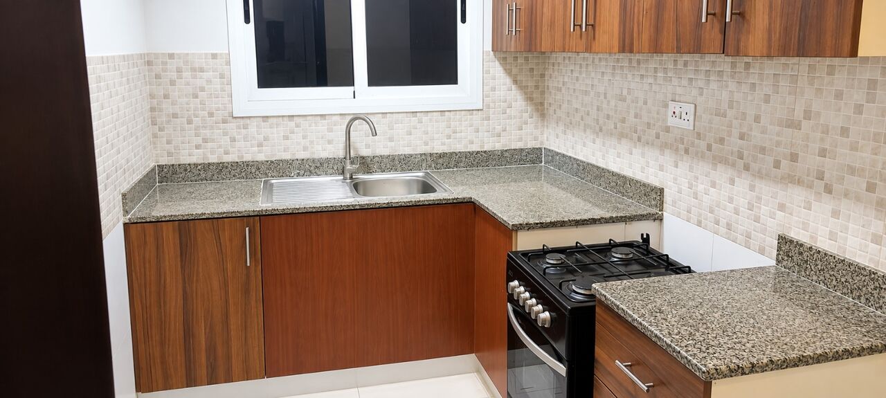 Hoora, Apartments, Flats, Houses & Villas, BHD 250/month,  Furnished,  2 BR,  Fully Furnished 2BHK With Ewa In Hoora,Parking,Lift, Neat & Clean Flat@ 35547951