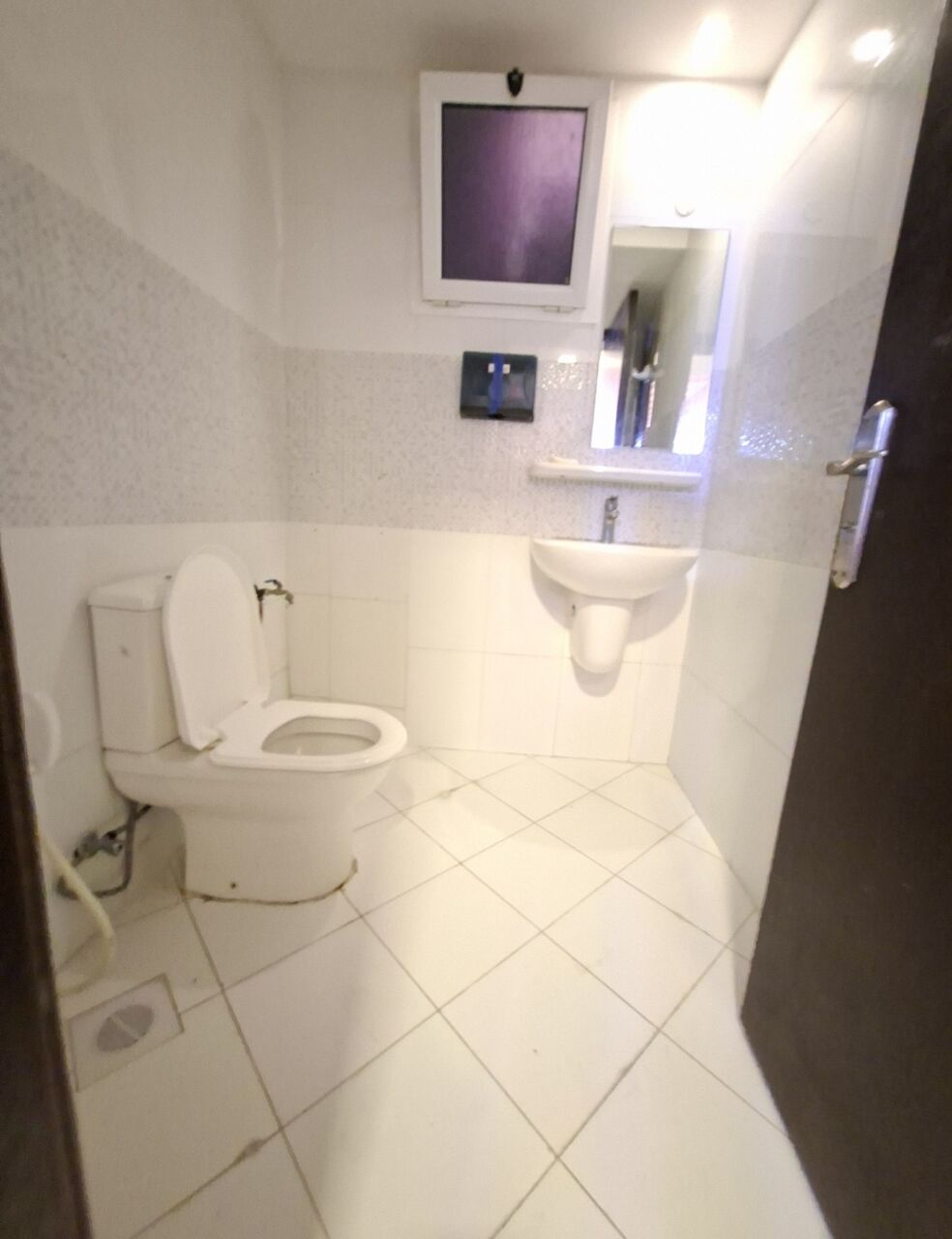 Hoora, Apartments, Flats, Houses & Villas, BHD 250/month,  Furnished,  2 BR,  Fully Furnished 2BHK With Ewa In Hoora,Parking,Lift, Neat & Clean Flat@ 35547951